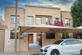 Luxury 5 Bedroom Villa (Optional Car and Driver)